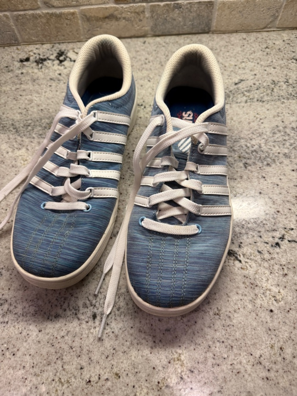Women Medium Court Pro II T CMF Shoes, Blue and White US Size 9